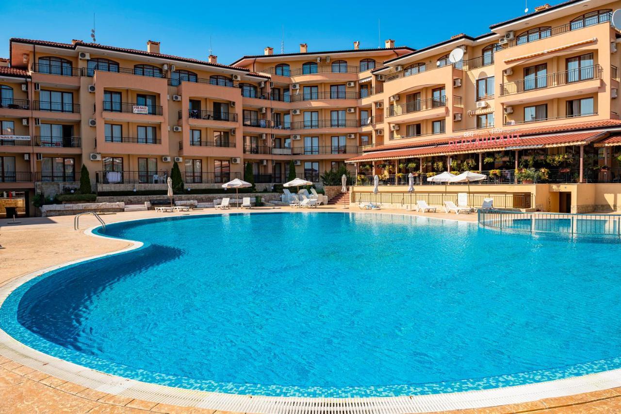 Menada Sky Dreams Apartments Sveti Vlas Exterior photo