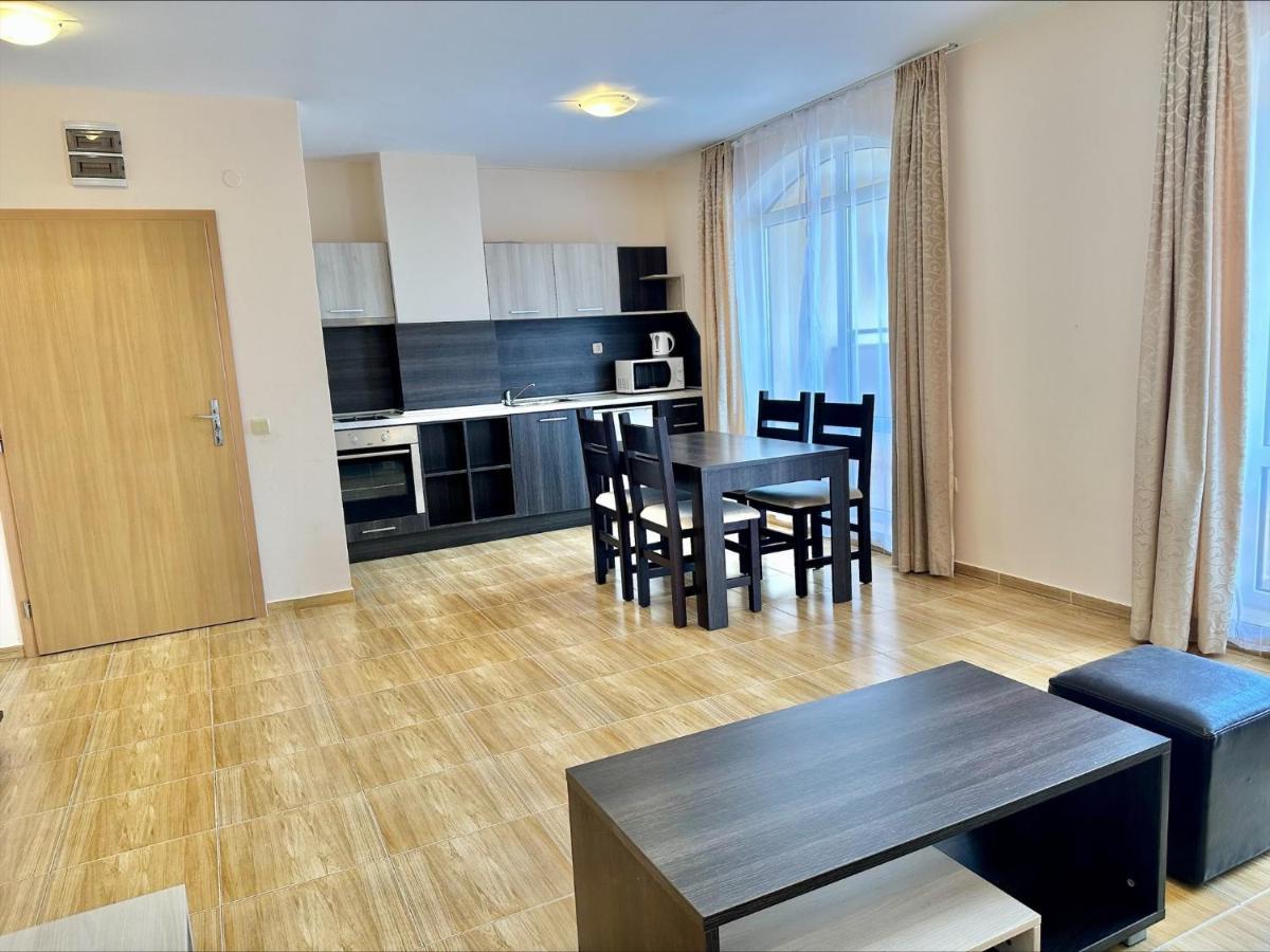 Menada Sky Dreams Apartments Sveti Vlas Exterior photo